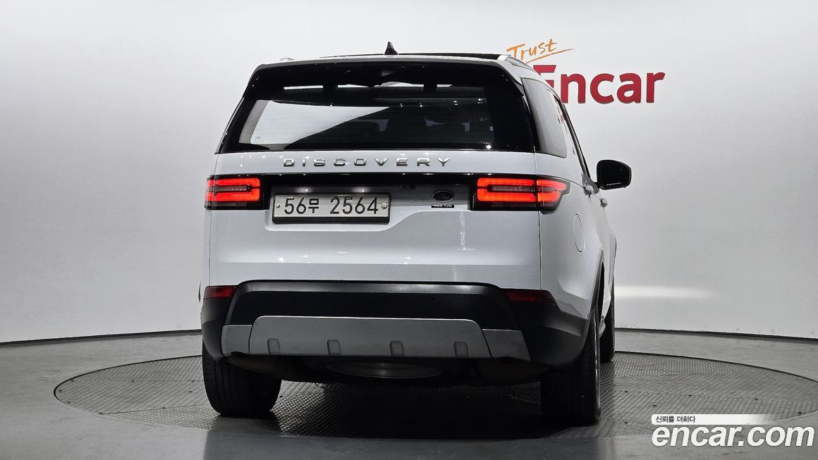 Land Rover Discovery 2018