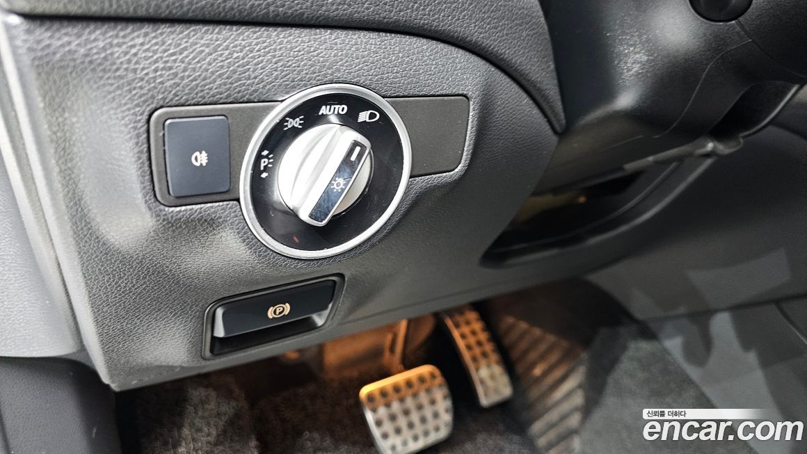 Mercedes-Benz GLA-Class 2018