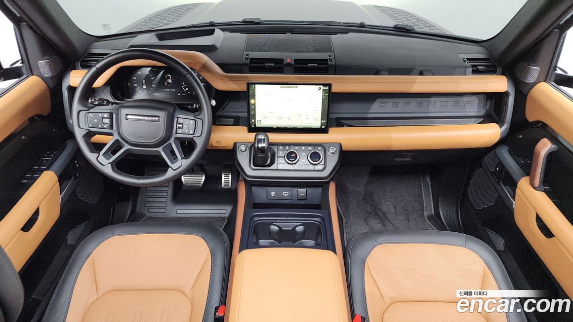 Land Rover Defender 2024