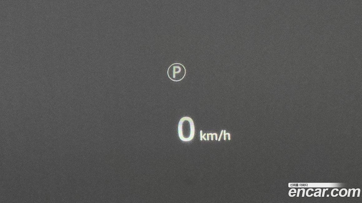 Land Rover Defender 2024