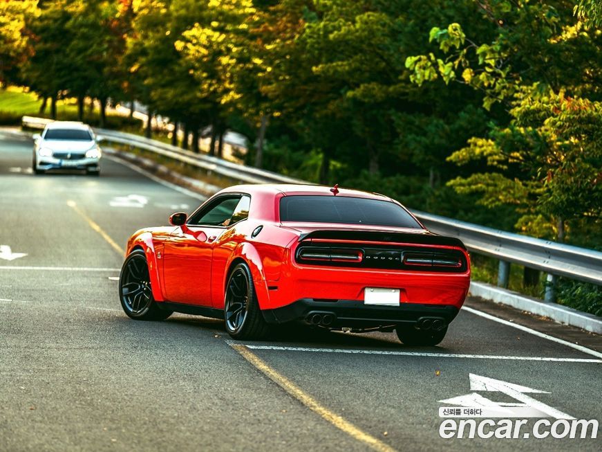 Dodge Challenger 2020