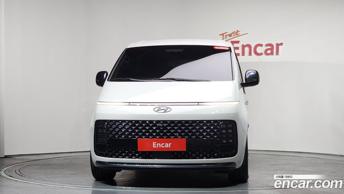 Hyundai Staria 2022