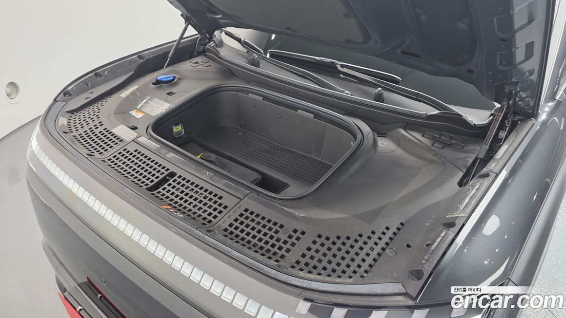 Hyundai Ioniq9 2025