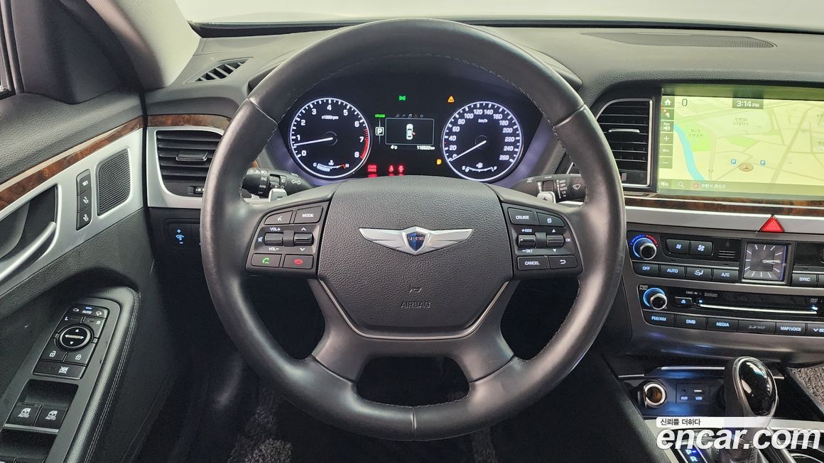 Hyundai Genesis 2015