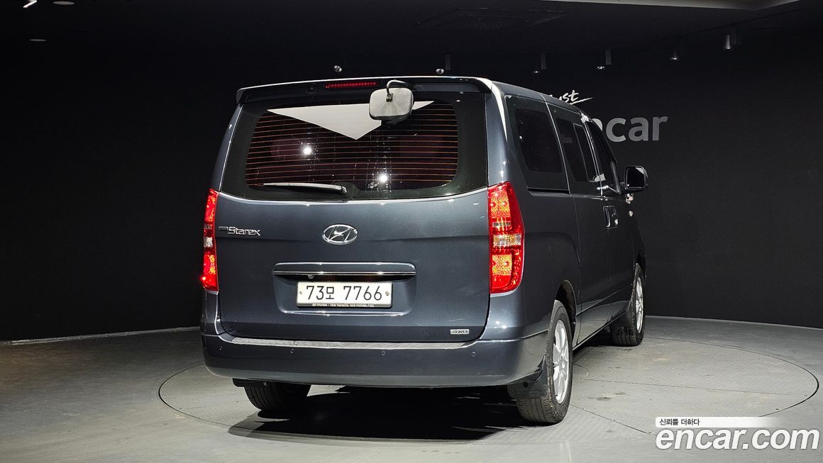 Hyundai Starex 2016