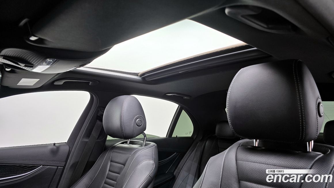 Mercedes-Benz E-Class 2023