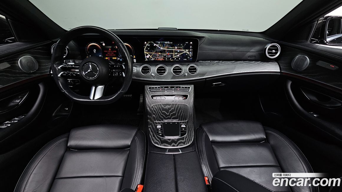 Mercedes-Benz E-Class 2021