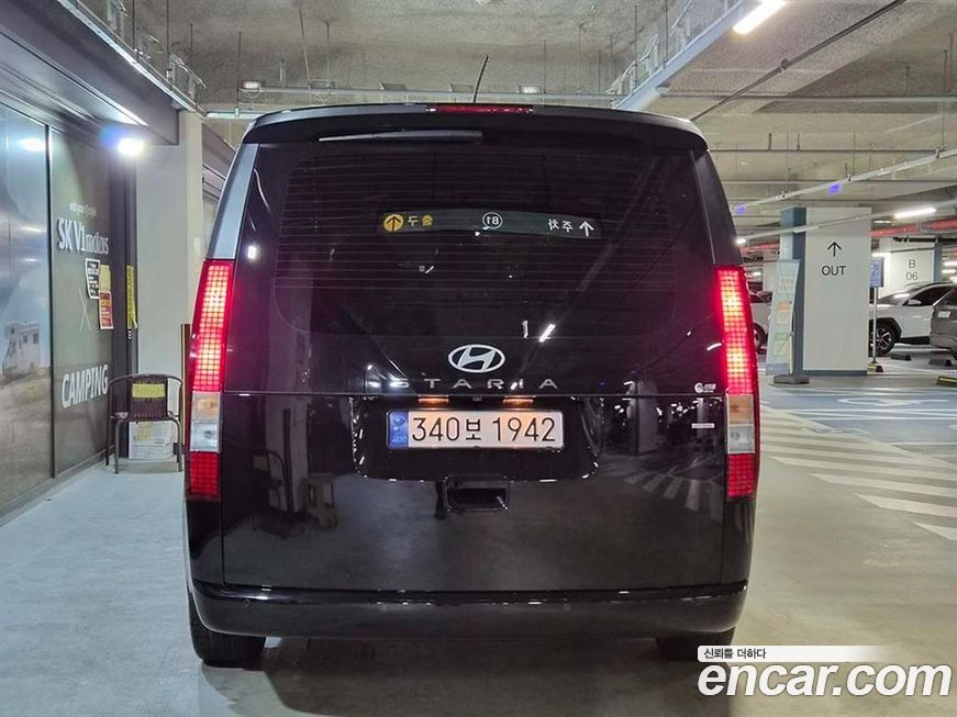 Hyundai Staria 2025