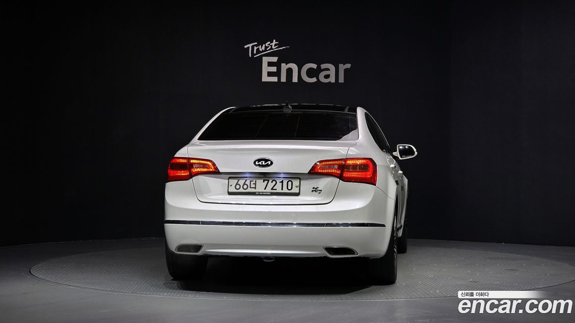 Kia K7 2011