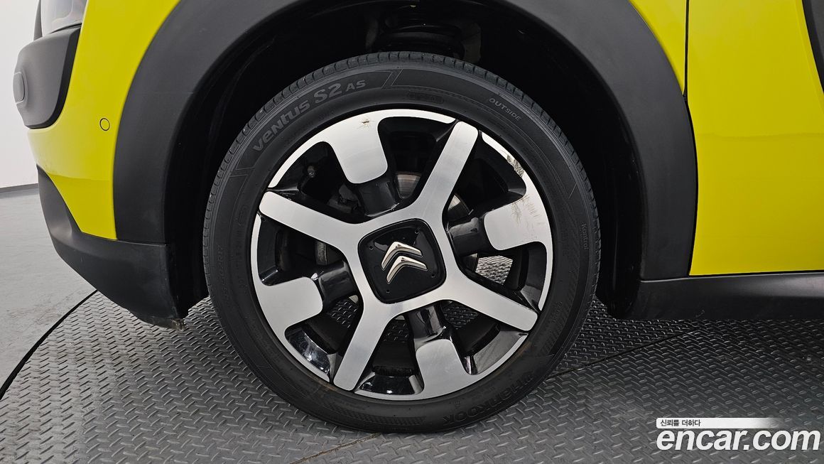 Citroen-DS C4 CACTUS 2017