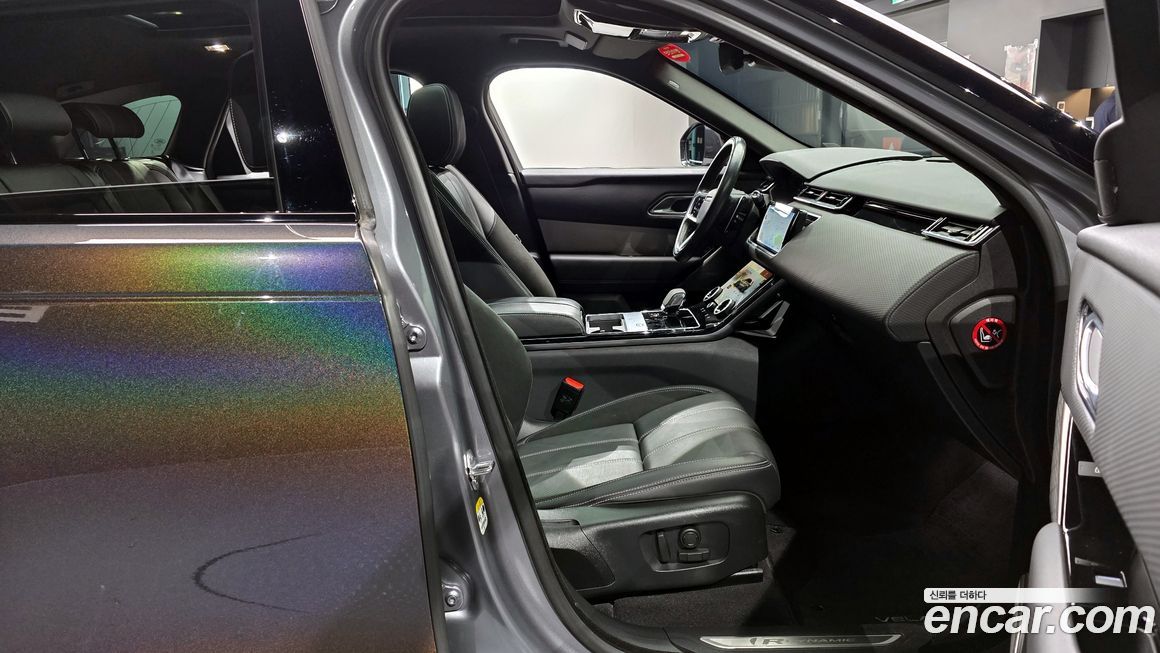 Land Rover Range Rover Velar 2021