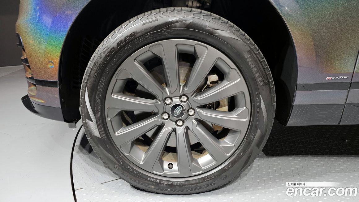 Land Rover Range Rover Velar 2021