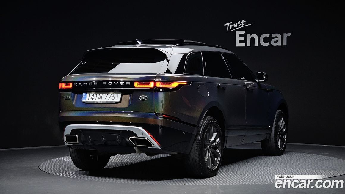 Land Rover Range Rover Velar 2021