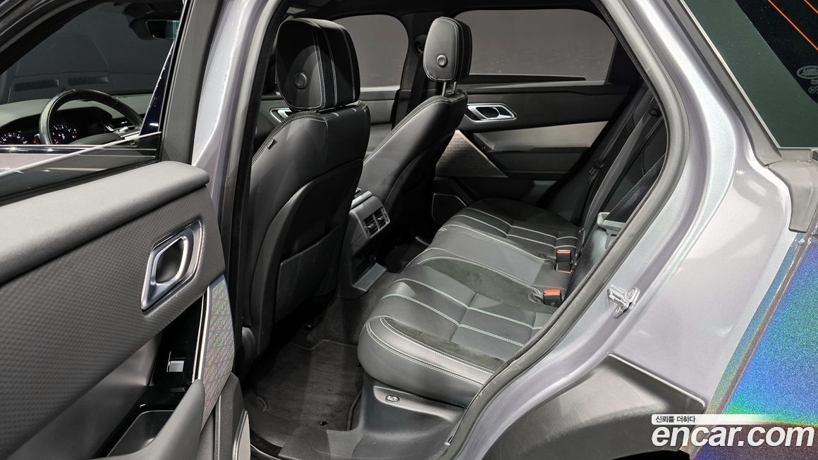 Land Rover Range Rover Velar 2021