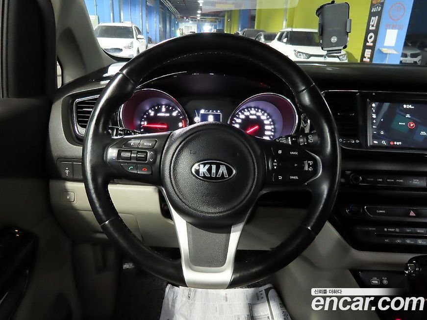Kia Canival 2016