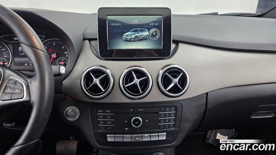 Mercedes-Benz B-Class 2016