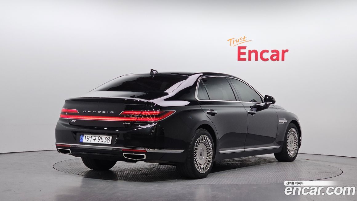 Genesis G90 2021