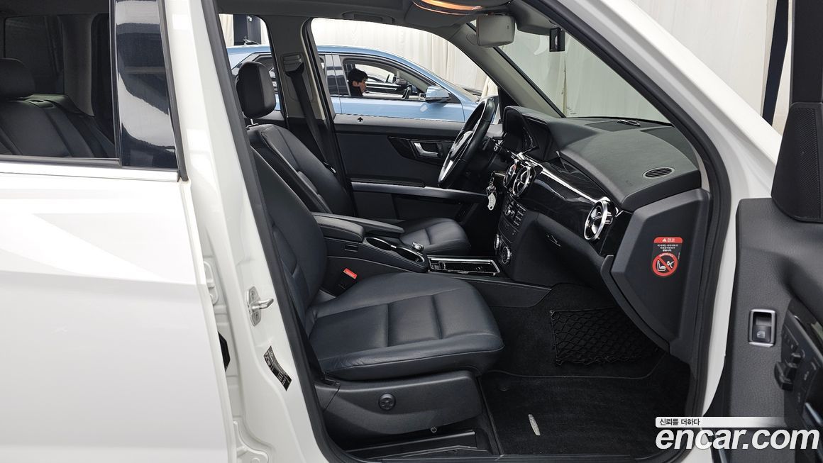 Mercedes-Benz GLK-Class 2015