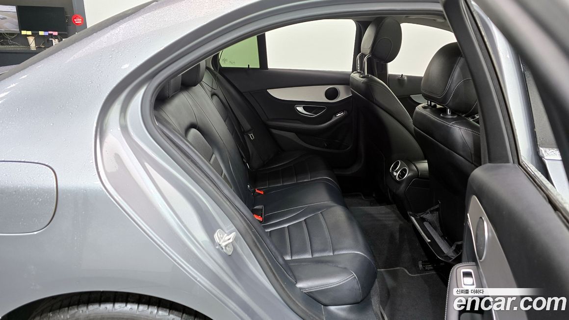 Mercedes-Benz C-Class 2015