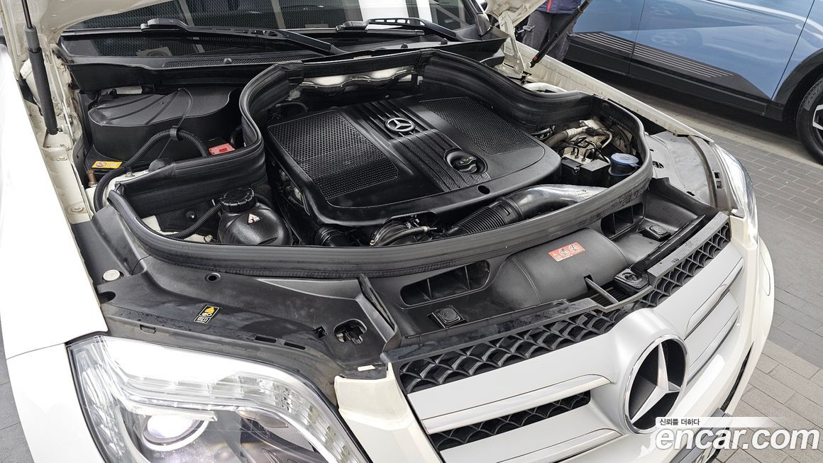 Mercedes-Benz GLK-Class 2015