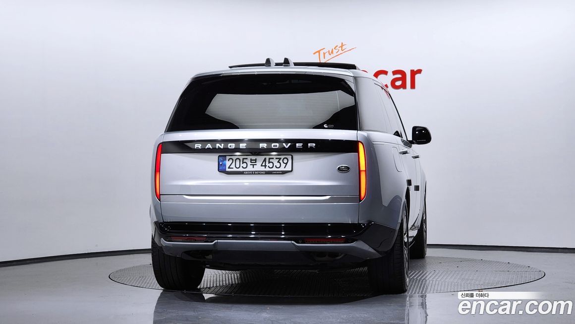 Land Rover Range Rover 2023