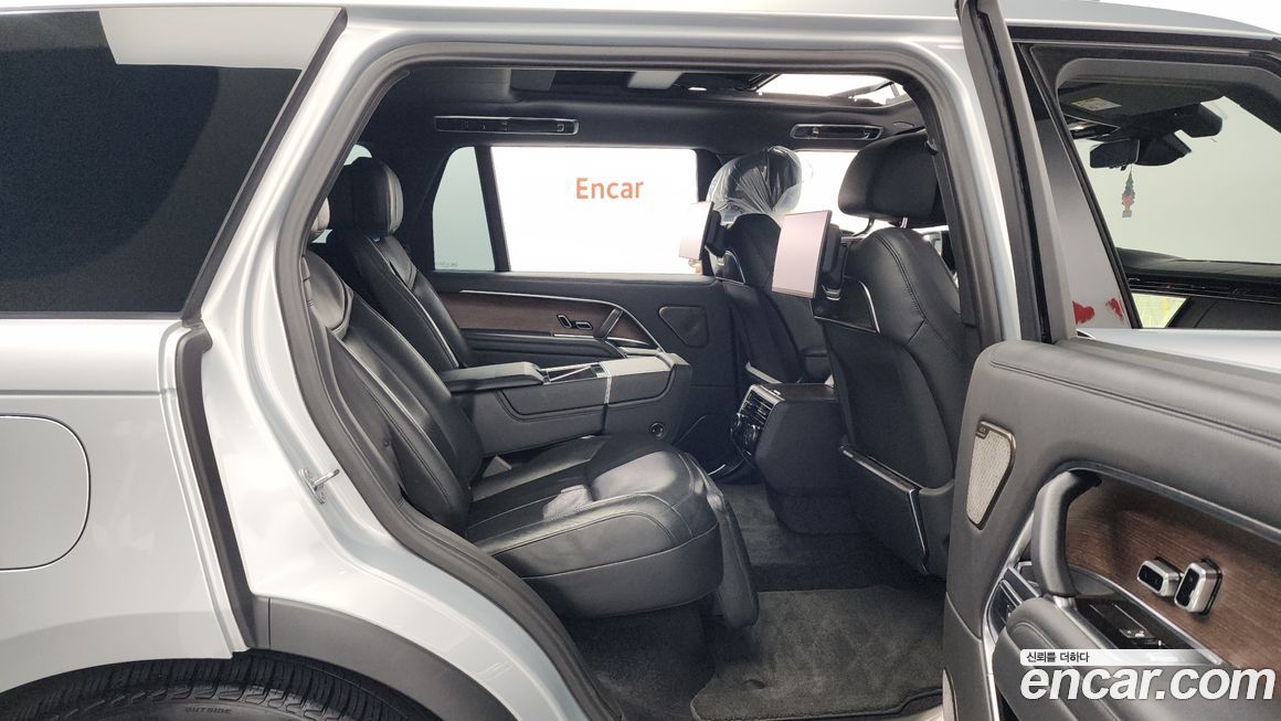 Land Rover Range Rover 2023