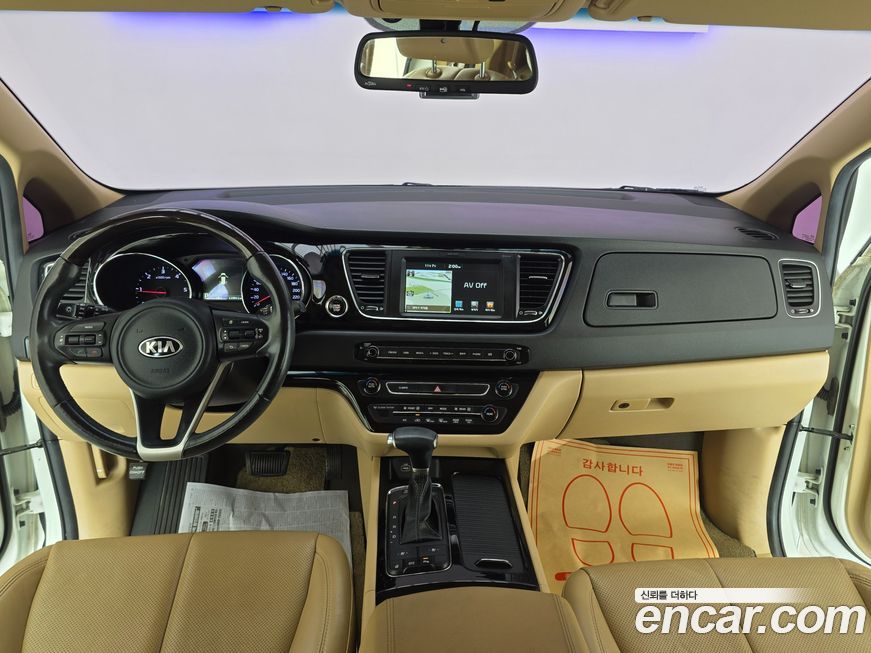 Kia Canival 2017