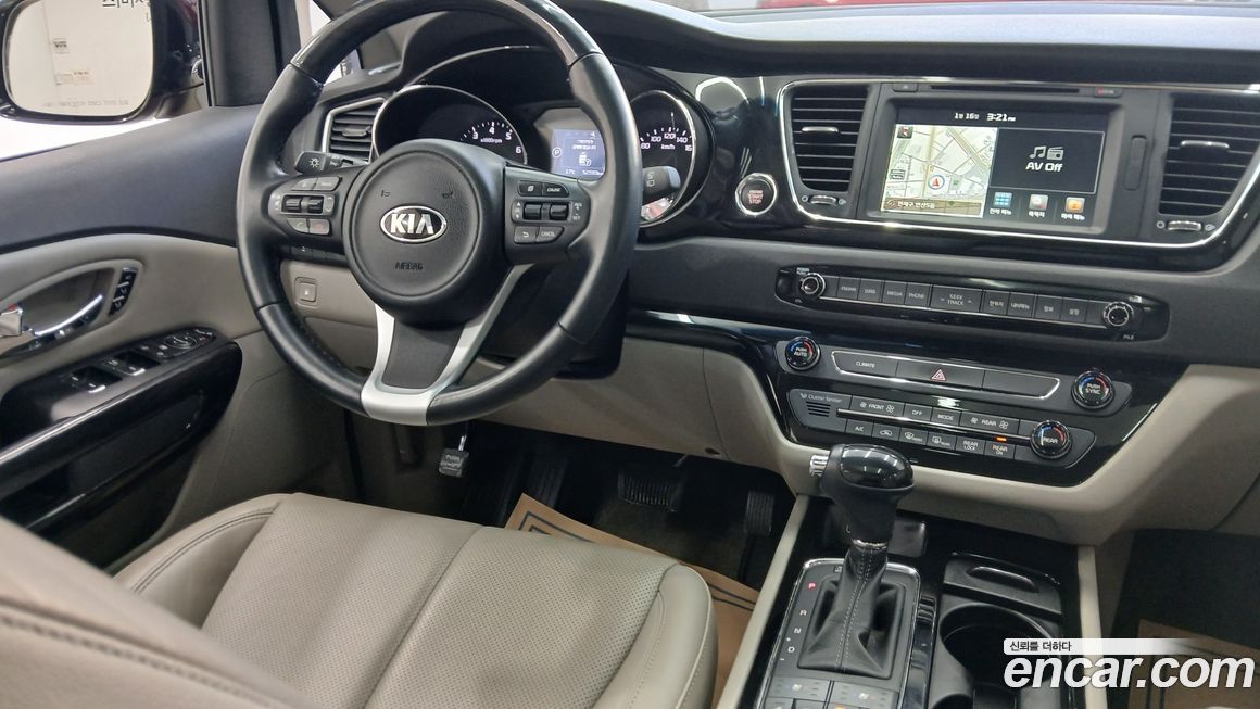 Kia Canival 2016