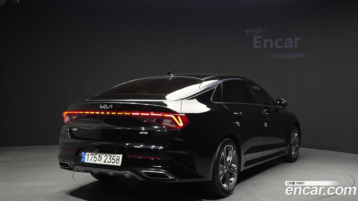 Kia K5 2023