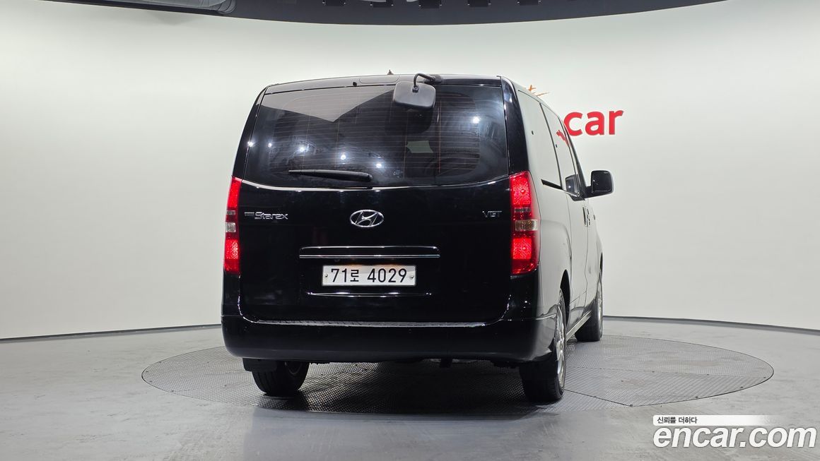 Hyundai Starex 2019