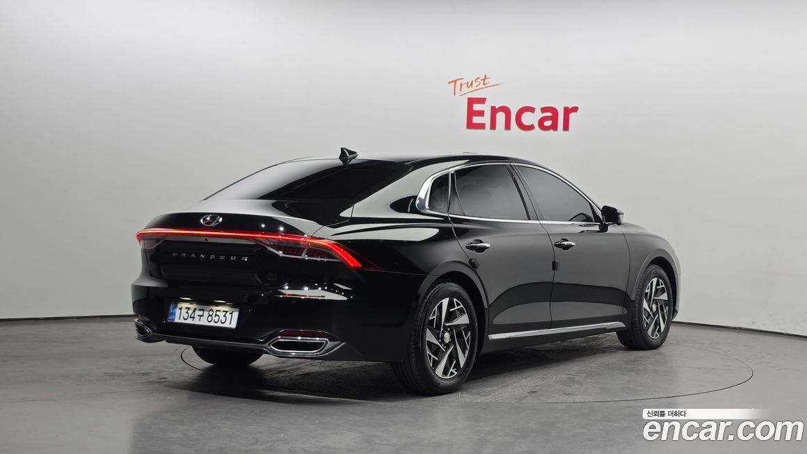 Hyundai Grandeur 2022