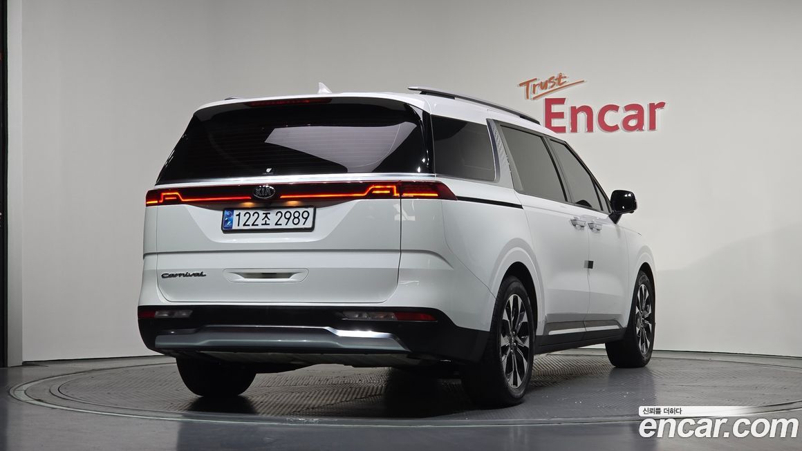 Kia Canival 2021