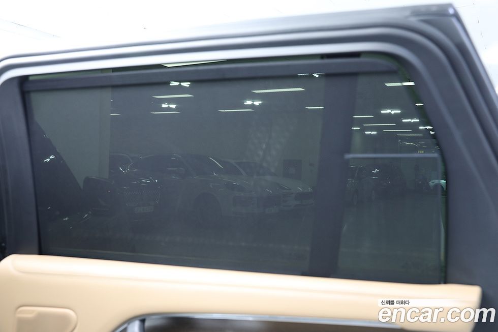 Land Rover Range Rover 2023