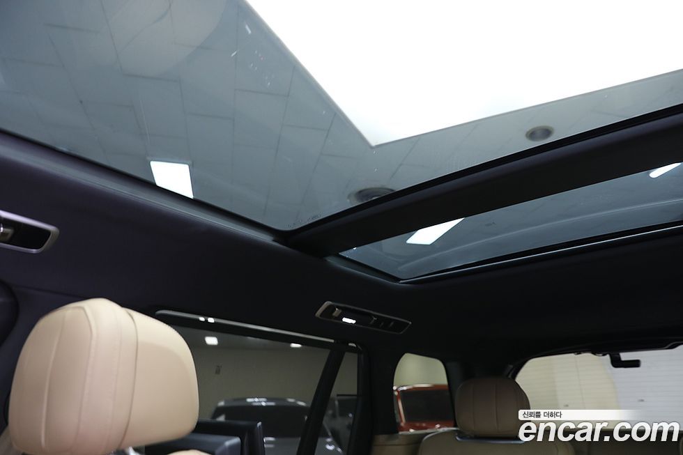 Land Rover Range Rover 2023