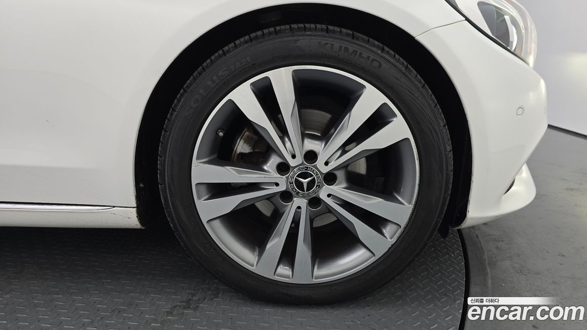 Mercedes-Benz C-Class 2018