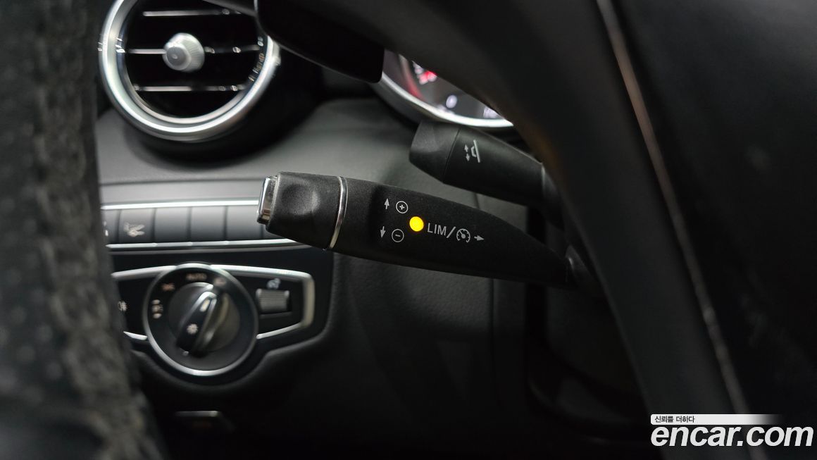 Mercedes-Benz C-Class 2018