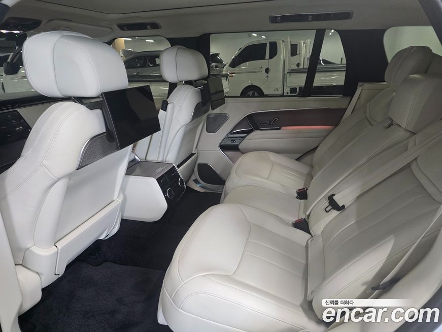 Land Rover Range Rover 2024