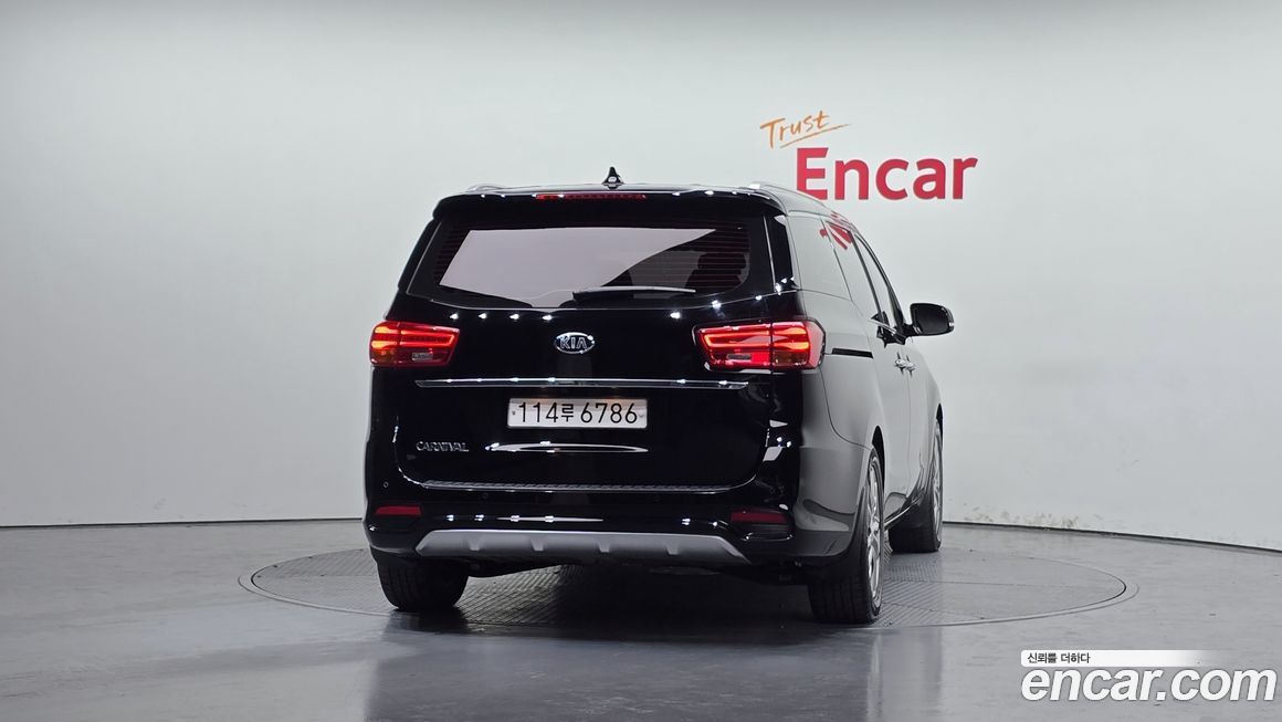 Kia Canival 2019