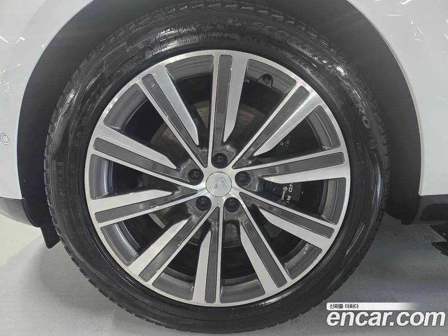 Land Rover Range Rover 2024