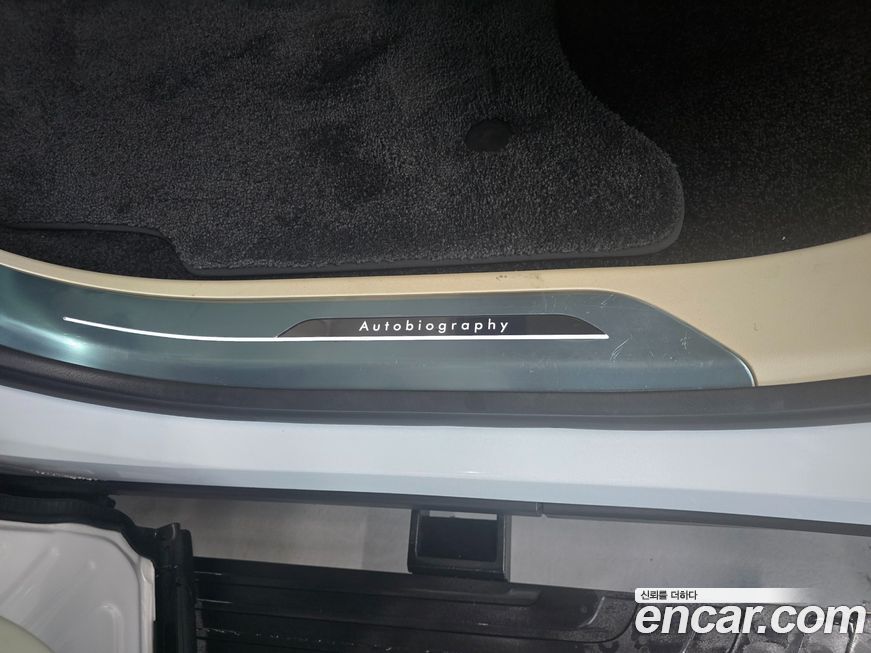 Land Rover Range Rover 2024