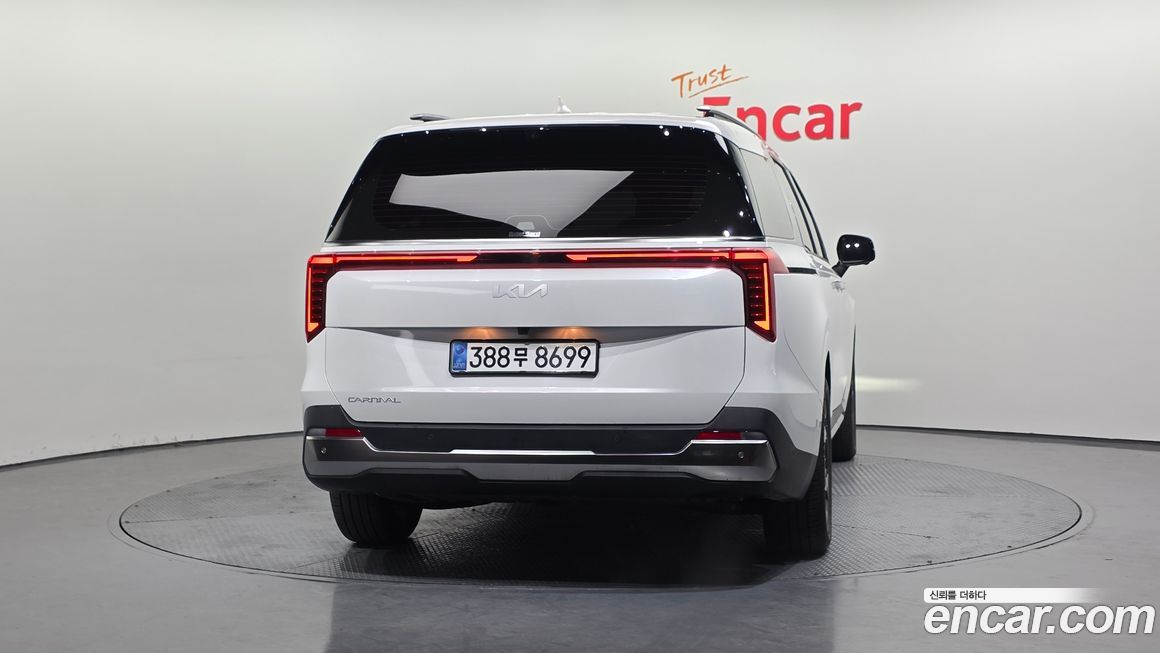 Kia Canival 2025