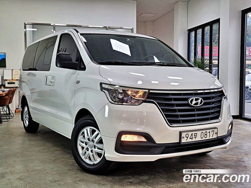 Hyundai Starex 2019