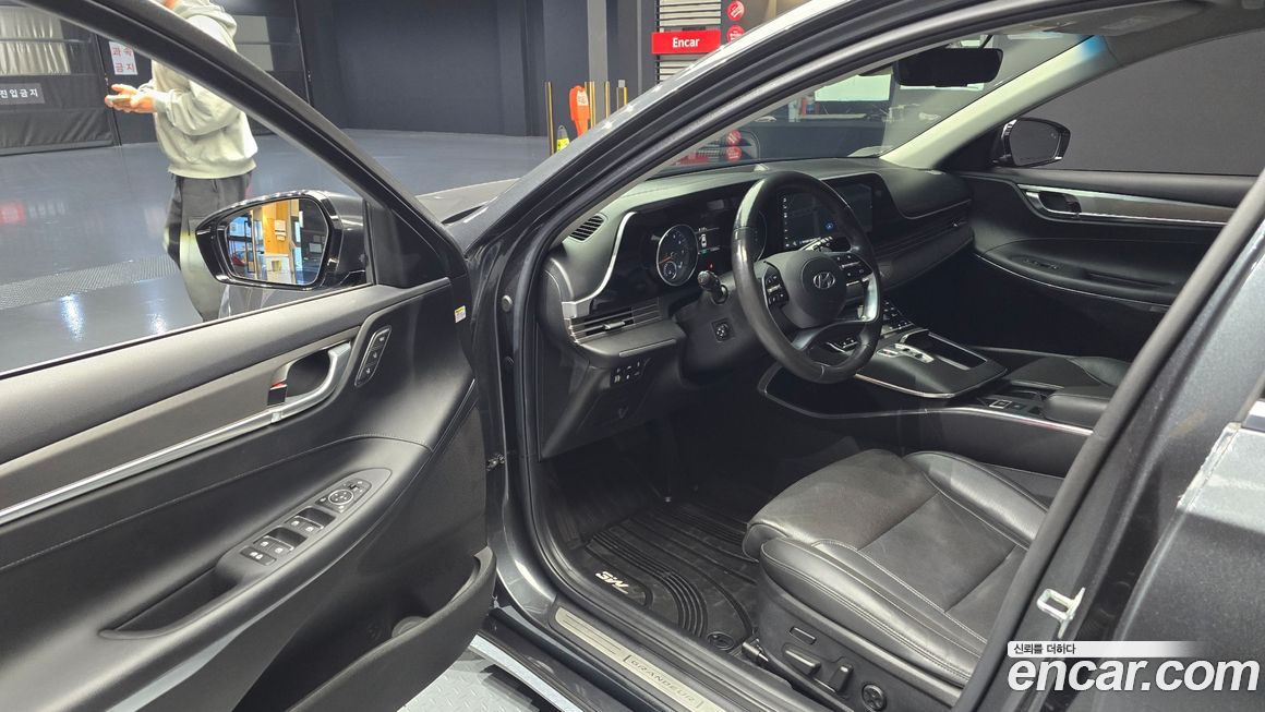 Hyundai Grandeur 2021