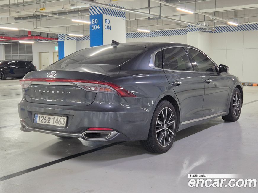 Hyundai Grandeur 2022