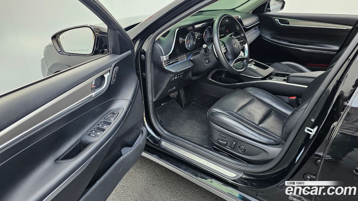 Hyundai Grandeur 2021