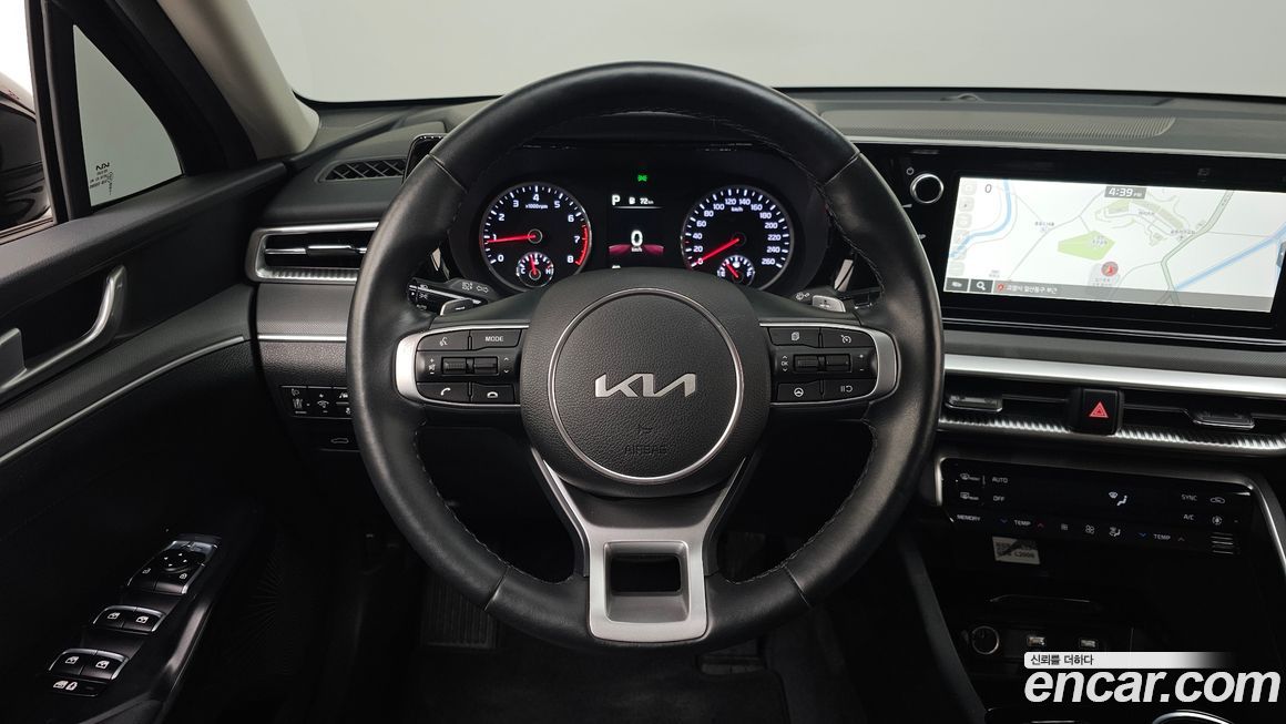 Kia K5 2023