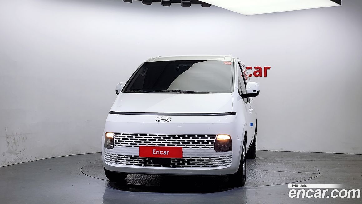 Hyundai Staria 2022