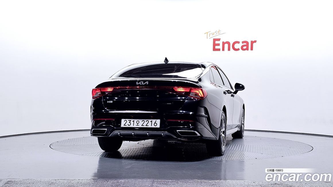 Kia K5 2023