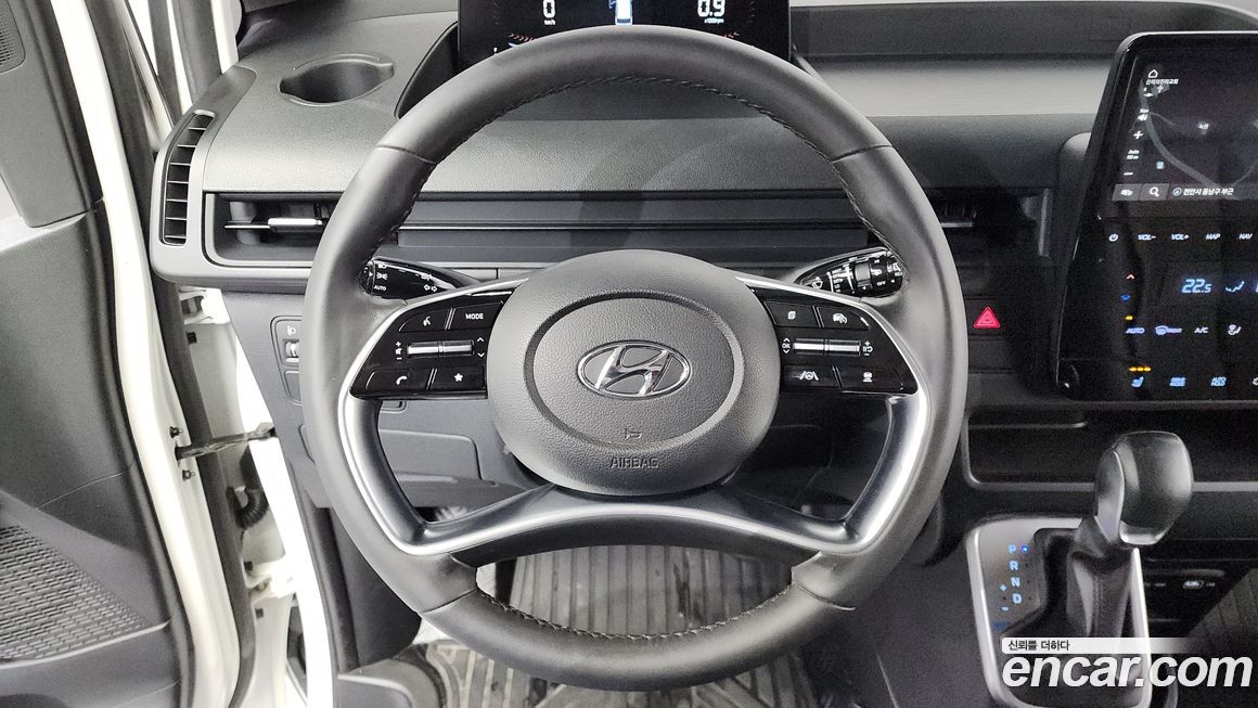 Hyundai Staria 2022