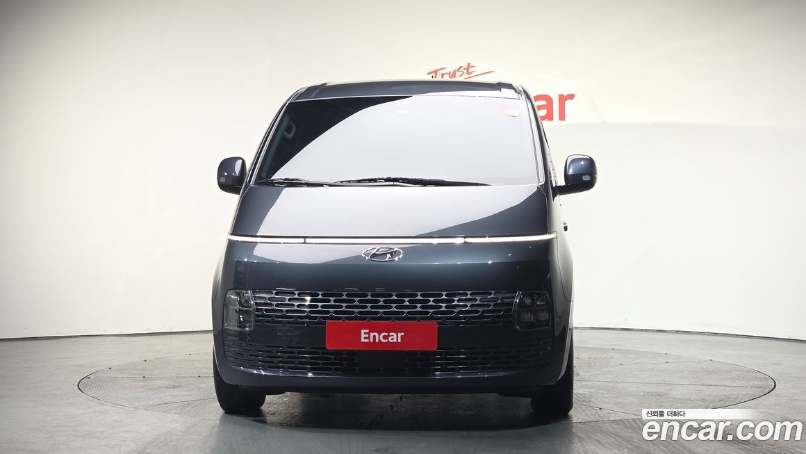 Hyundai Staria 2024